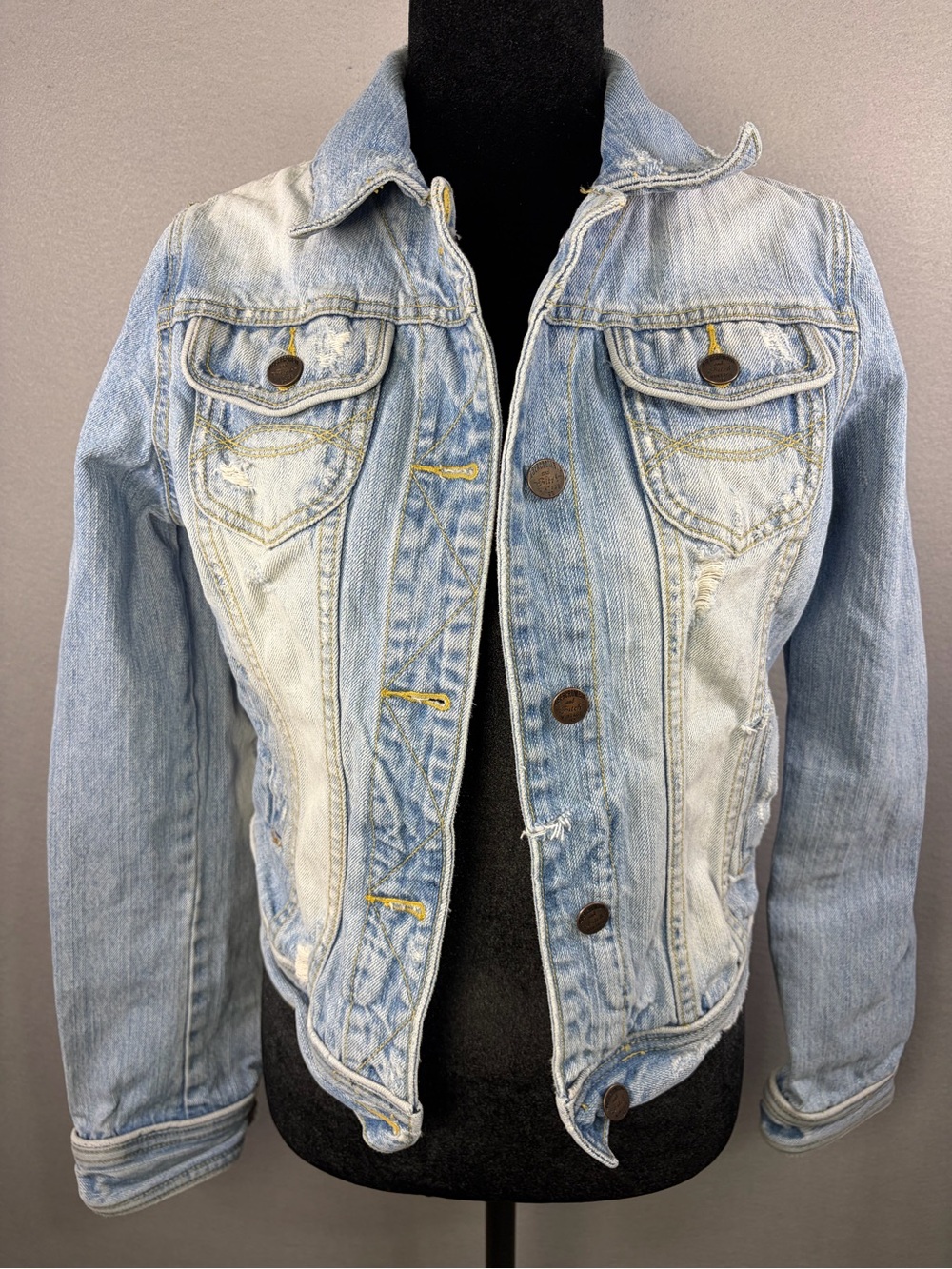 Vintage Y2K Abercrombie & Fitch Light Blue Distressed Denim Jacket